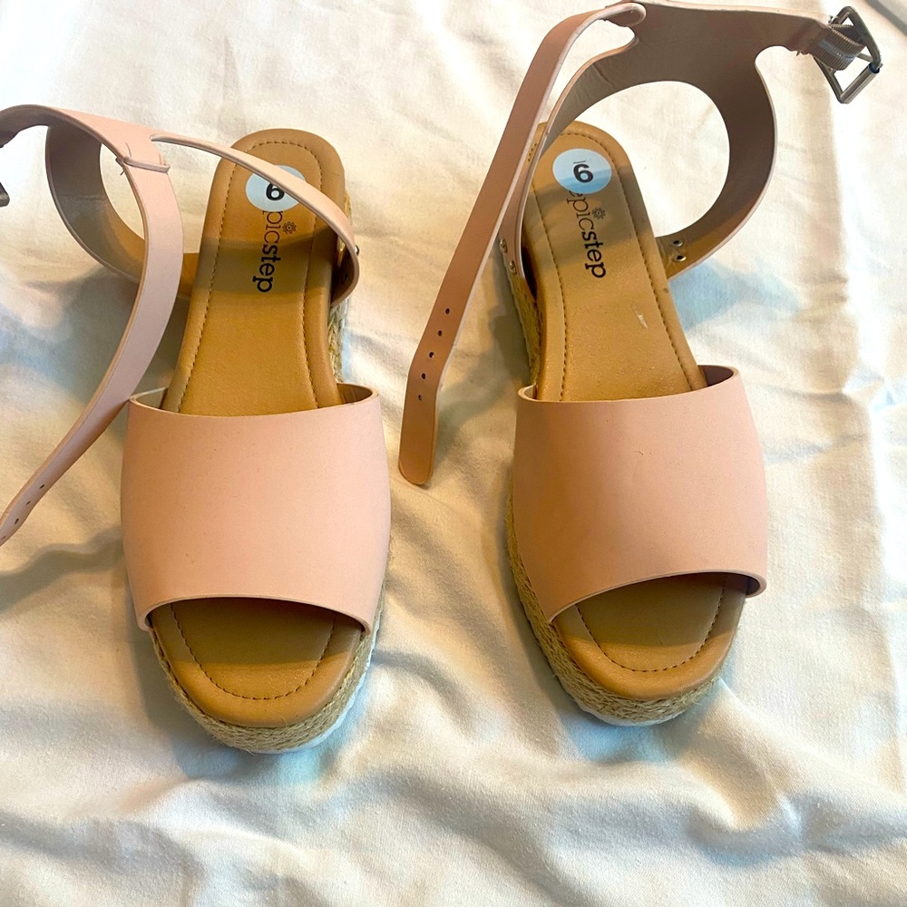 Casual walking shoes.
